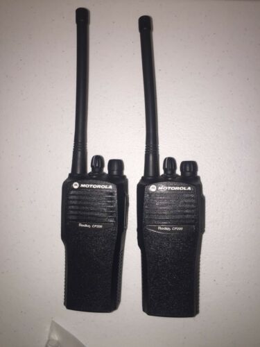 2 Motorola CP200 VHF 4 ch Radios 146-174 MHz Good Condition Batteries/Charger L3