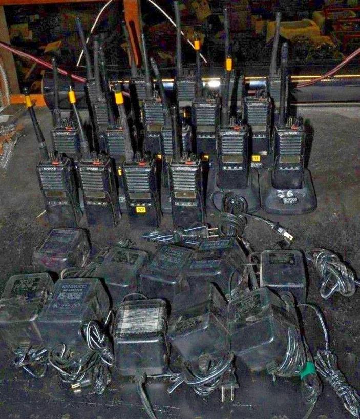 Lot 18x Kenwood tk-280 With 14x Charging Docks With 10x Power Adapter