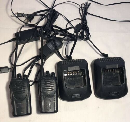 2x Pair Kenwood TK-3160 UHF Portable Two Way Radio W/ Chargers / Working