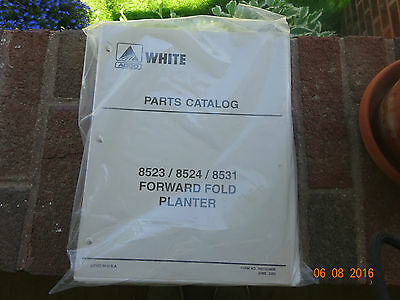 White Parts Catalog Forward Fold 8523 8524 8531 Form # 700725386B
