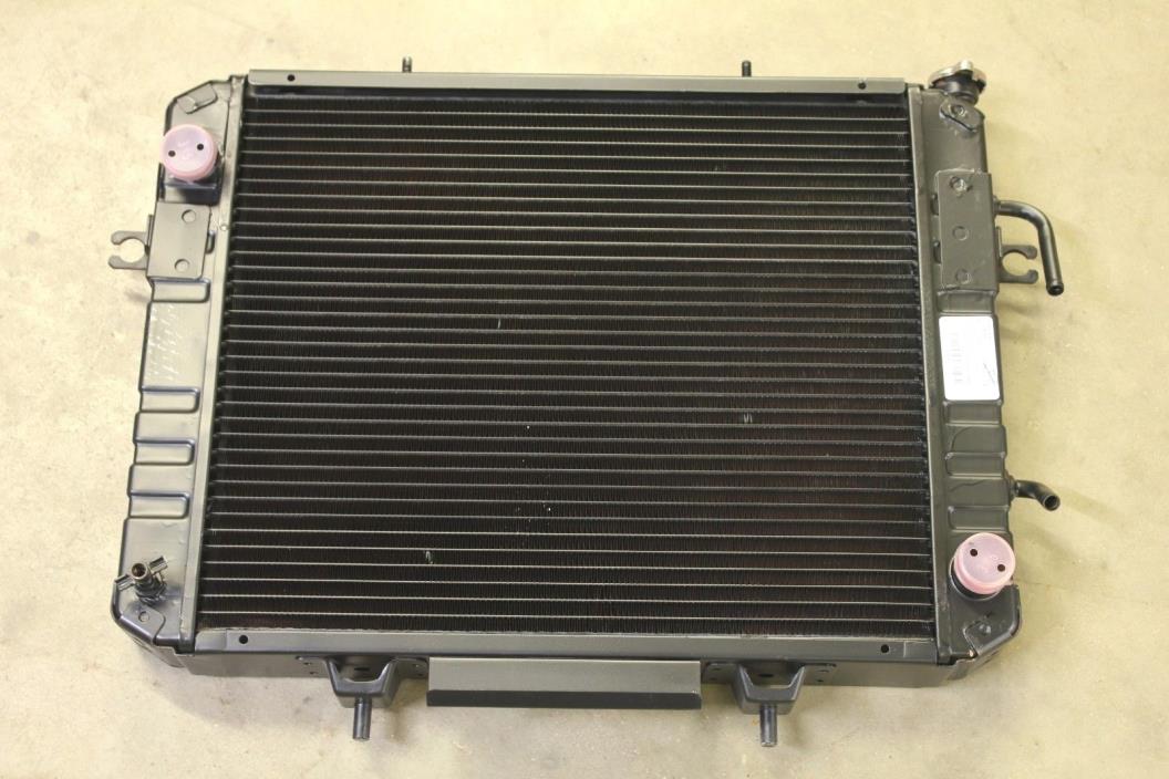 246060 Radiator for Toyota forklift (w/ oil cooler 8.5