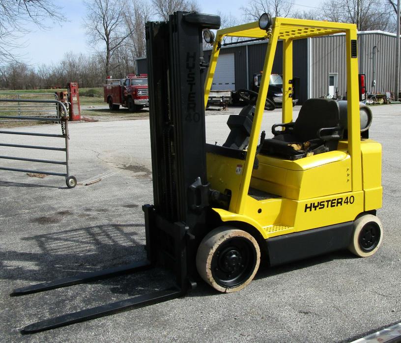 Hyster 40 S40XM Forklift Triple Stage 4000# 189