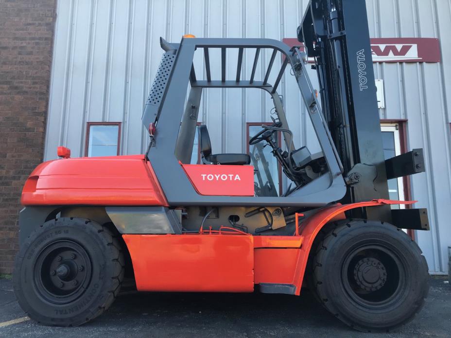 TOYOTA 5FD70 15000LB PNEUMATIC DIESEL FORKLIFT LIFTTRUCK