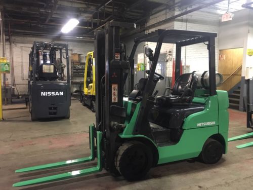 2012 Mitsubishi 5000 Lb Forklift with Side Shift and Triple Mast