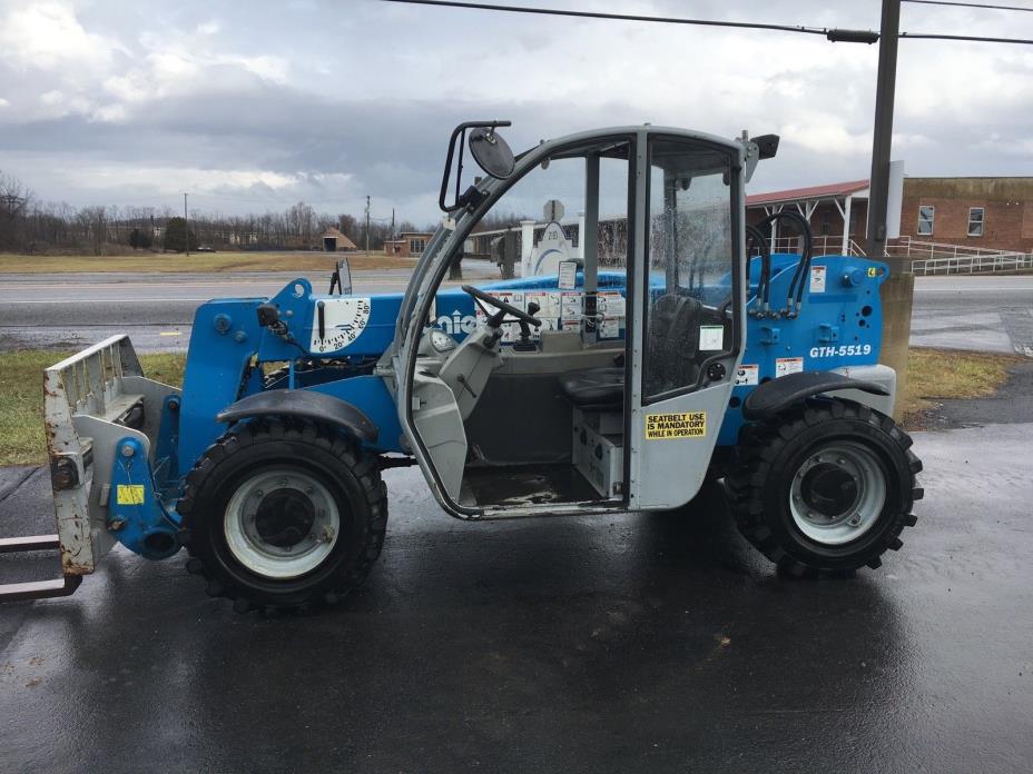 2011 GENIE GTH-5519 COMPACT TELESCOPIC FORKLIFT TELEHANDLER SHOOTING BOOM