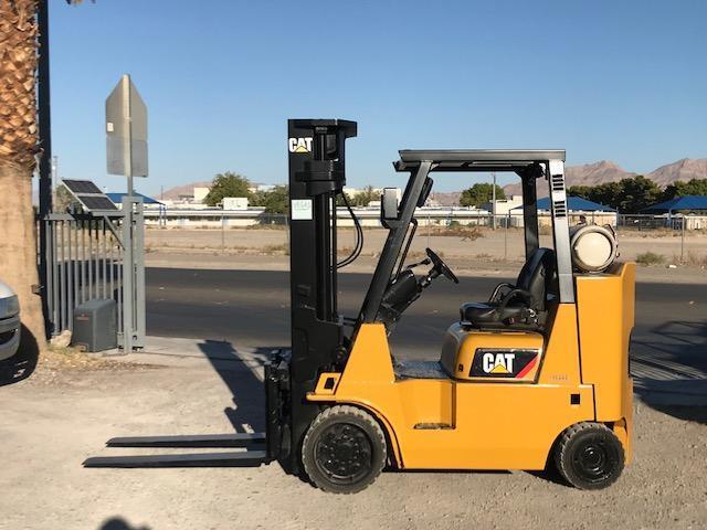 2012 Cat GC40K Forklift - 8,000lb Capacity - 3 Stage Mast - Box Car - LPG