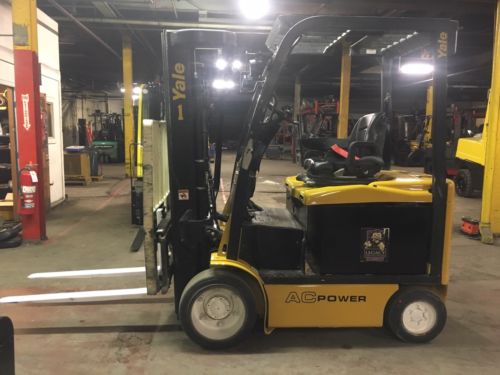 2014 Yale 5000 Lb Electric Forklift with Quad Mast And Side Shift 240 Inch Reach