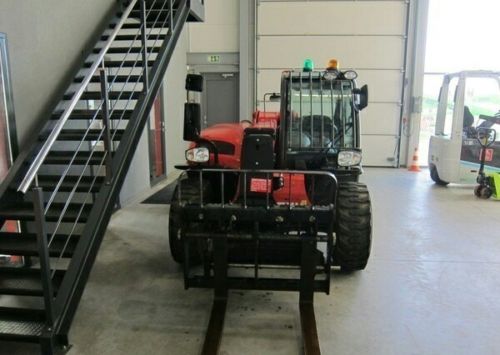 Telehandler Manitou MT625 4WD with forks