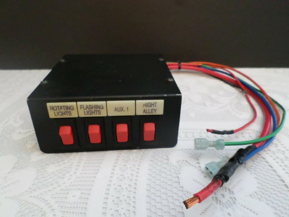 Federal Signal Switch Module SW200-012 Light Control Box
