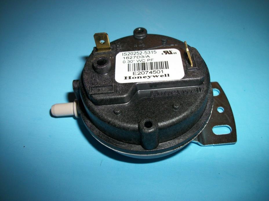 NEW HONEYWELL IS20252-5315  E2074501  AIR PRESSURE SWITCH 0.3