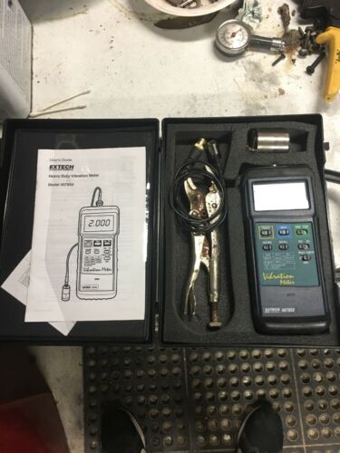 Extech 407850 Heavy Duty Vibration Meter w/ Probe And Custom Attachments