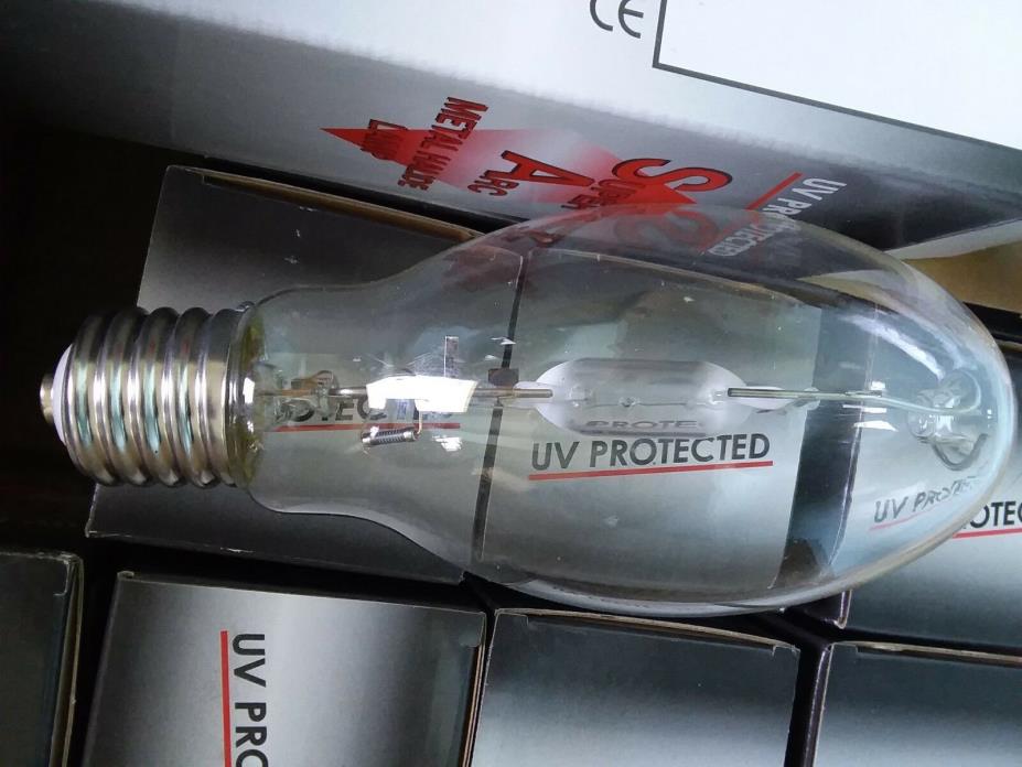 250W ED 28 Mogul Base Metal Halide Lamp UV Protected - 1pc/pack