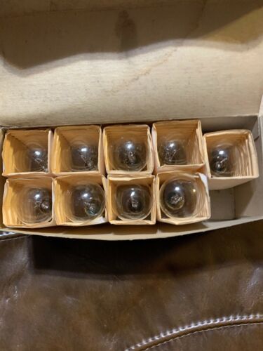 Box of 9 Sylvania 1195 Westinghouse W1195 Miniature Lamps Light Bulbs 367730