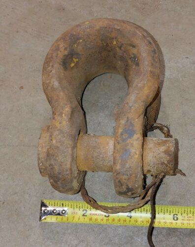 USED LOGGING RIGGING CLEVIS. NO MANUFACTURERS MARK FOUND.