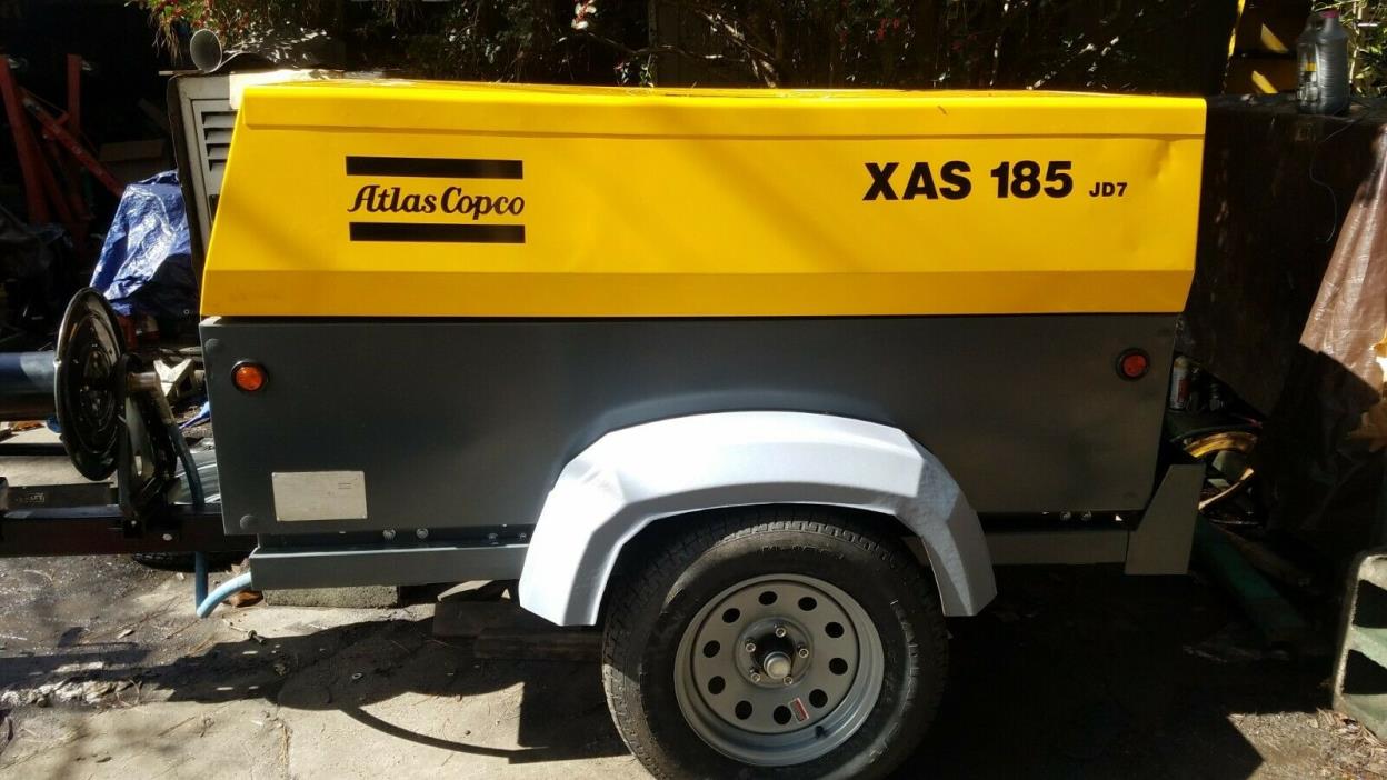 2009 Atlas Copco XAS185 185 CFM  Portable Air Compressor Deere Diesel 500 hours