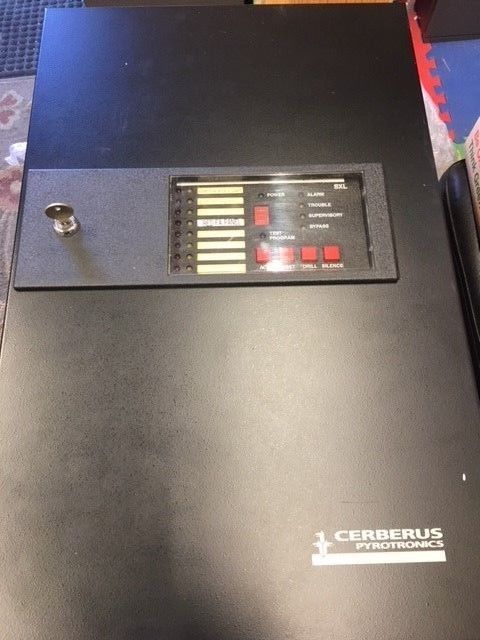 SIEMENS (CERBERUS PYROTRONICS) SXL FIRE ALARM PANEL (NOT 