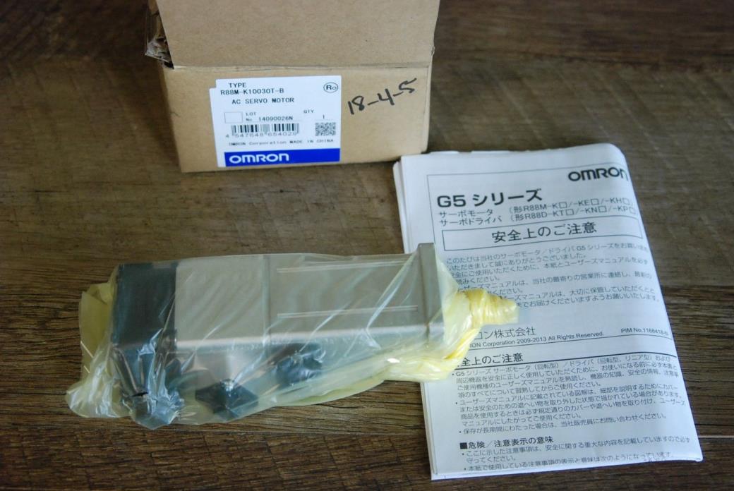 Ormron R88M-K10030T-B, Ac Servo Motor, New