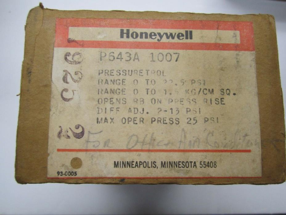 P643A 1007 2 Honeywell Pressuretrol   NEW