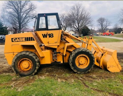 CASE W18 ARTICULATED WHEEL PAY LOADER  TRACTOR  needs engine work