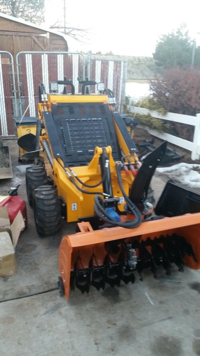 Mini Skid Steer, Infront Machinery Construction. Comes with bucket & Snowblower