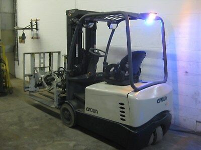 2013 CROWN SC5245-40 Electric FORKLIFT W Cascade Push Pull Attachment