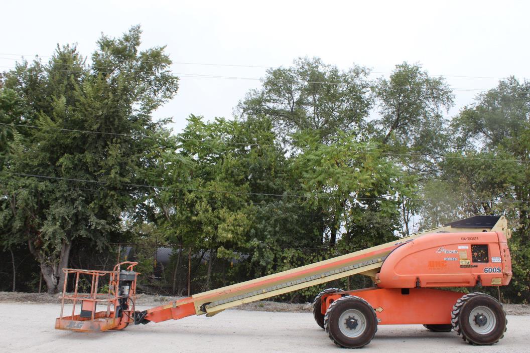 2007 JLG 600S TELESCOPIC BOOM LIFT AERIAL LIFT PLATORM MANLIFT 4WD AWP LIFT JLG