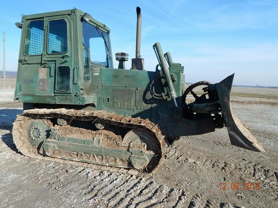 Case 1150E bulldozer military dozer loader