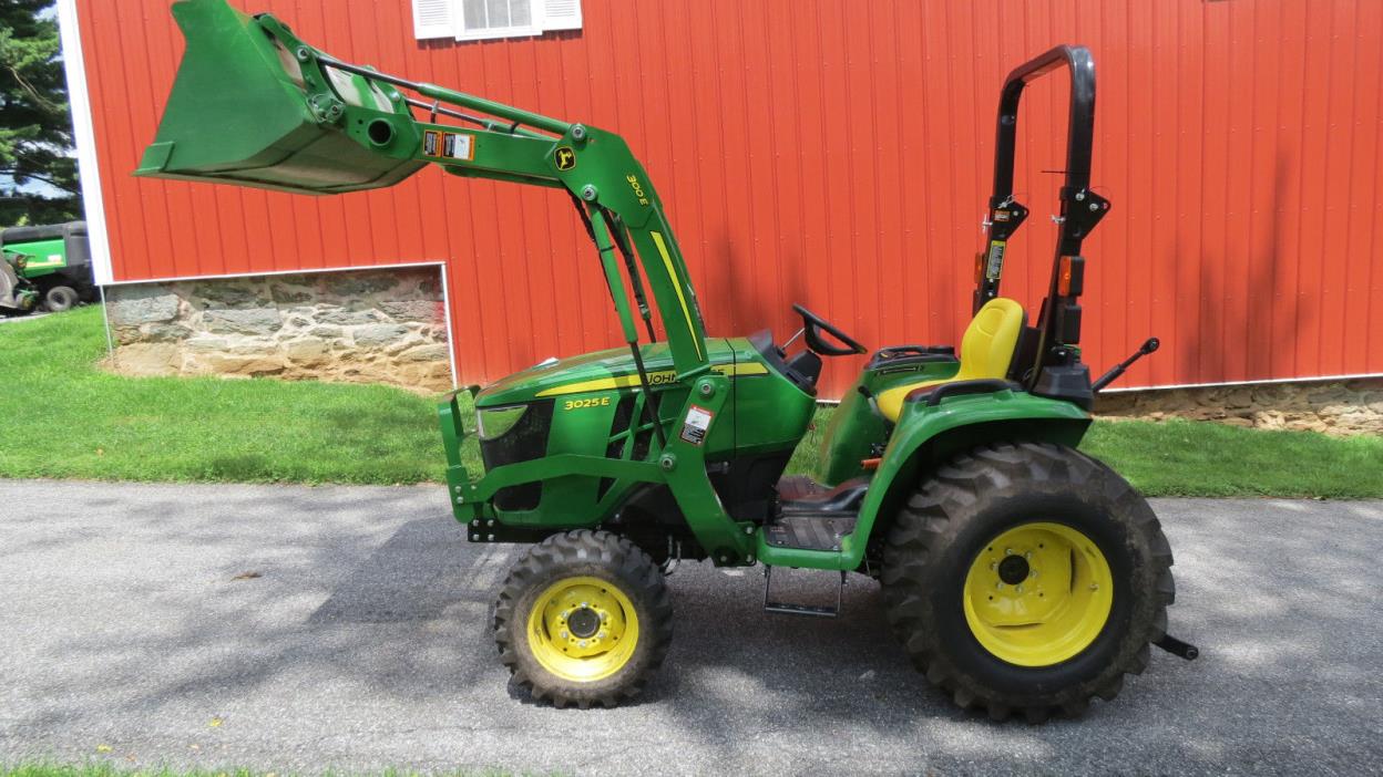 2018 JOHN DEERE 3025E 4X4 COMPACT TRACTOR W/ LOADER ONLY 19 HRS FACTORY WARRANTY