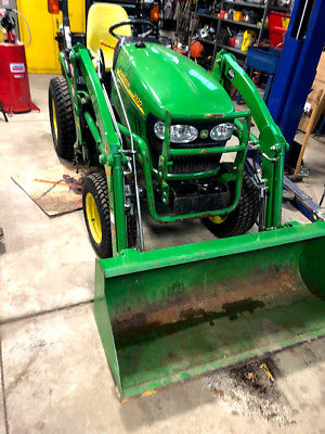 2011 John Deere 2320 Tractor-Bucket Loader