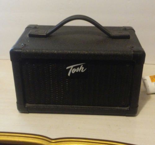 Tosh speaker box  Model TM 25VC Power capacity 40 watts Impe 16 Oh
