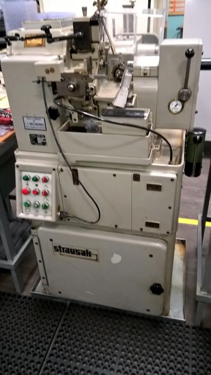 Strausak gear hobber S30 with automatic loader