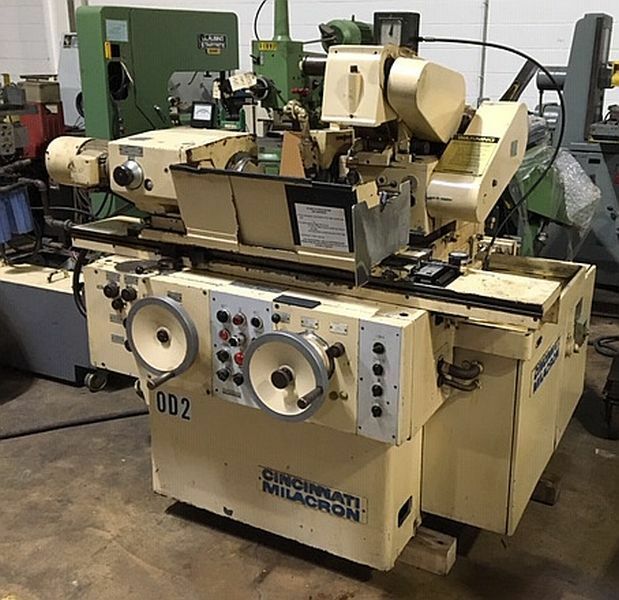 Cincinnati Milacron R-55 10