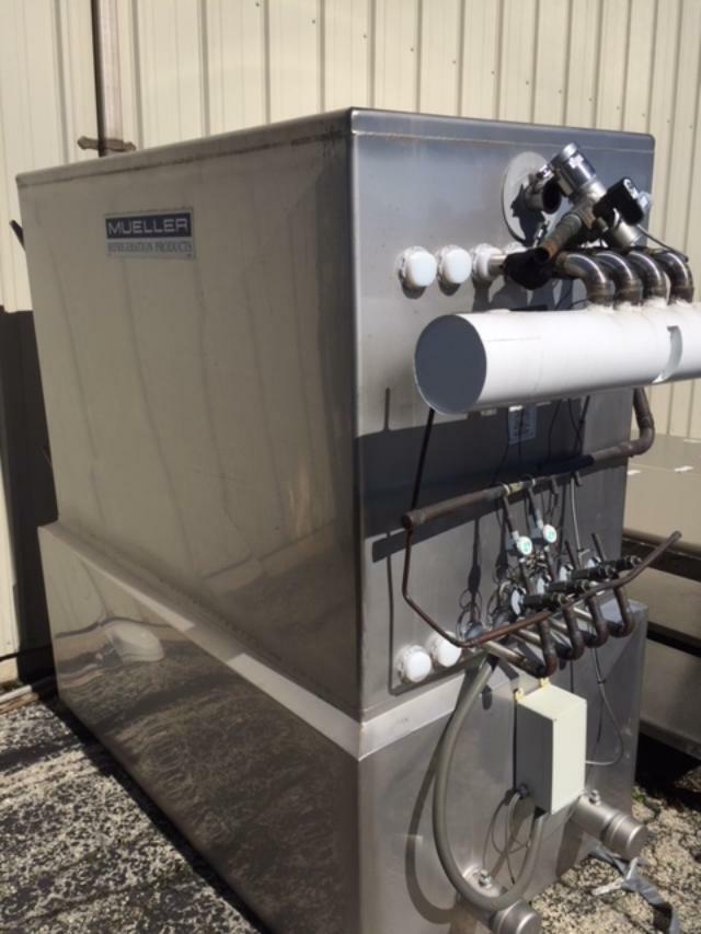 Mueller Falling Film Chiller with Roof Top Condenser Model FFC