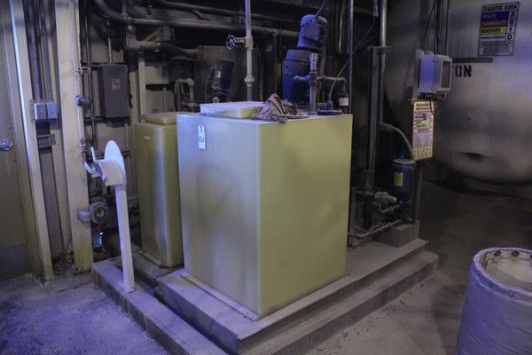 Used Chemical Additive System, W/ Tanks, Mixers & Pumps..Excellent condition.
