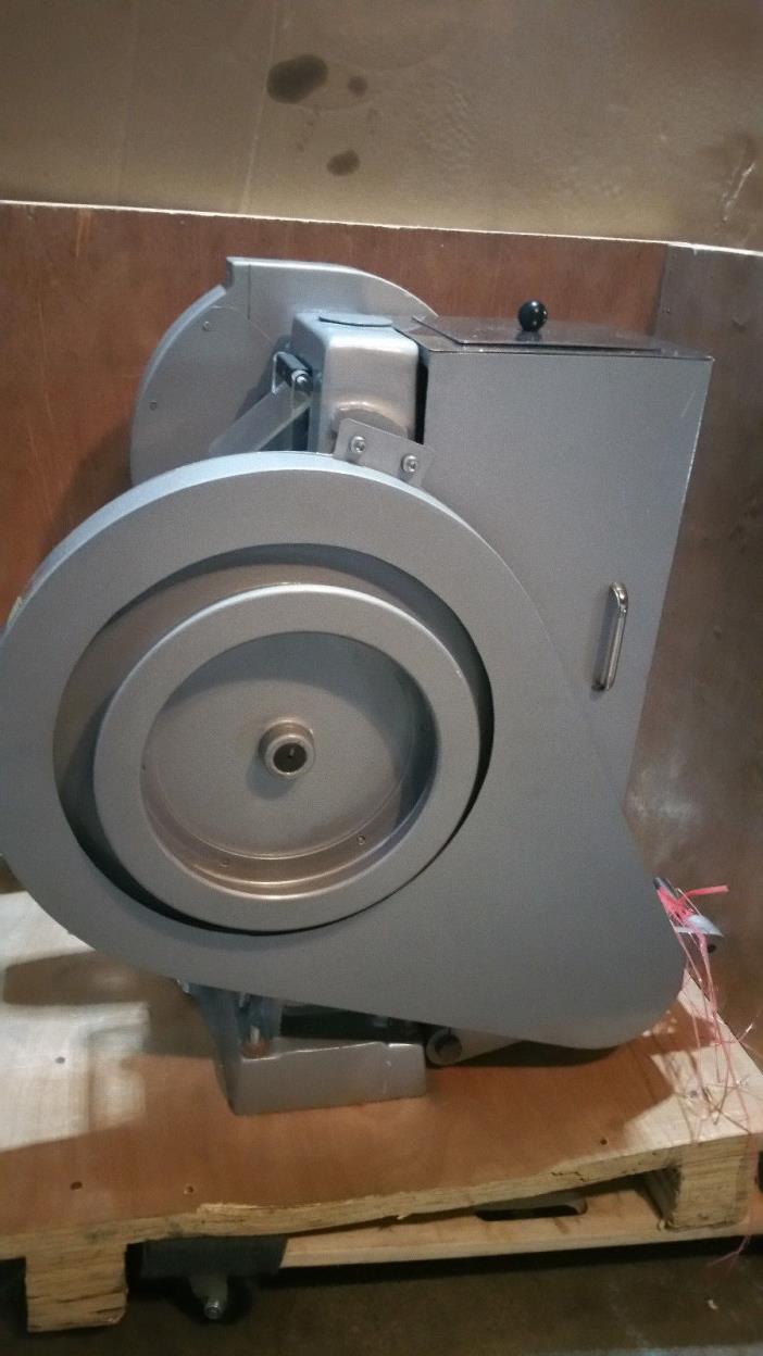 In crate vitamin press DP30A