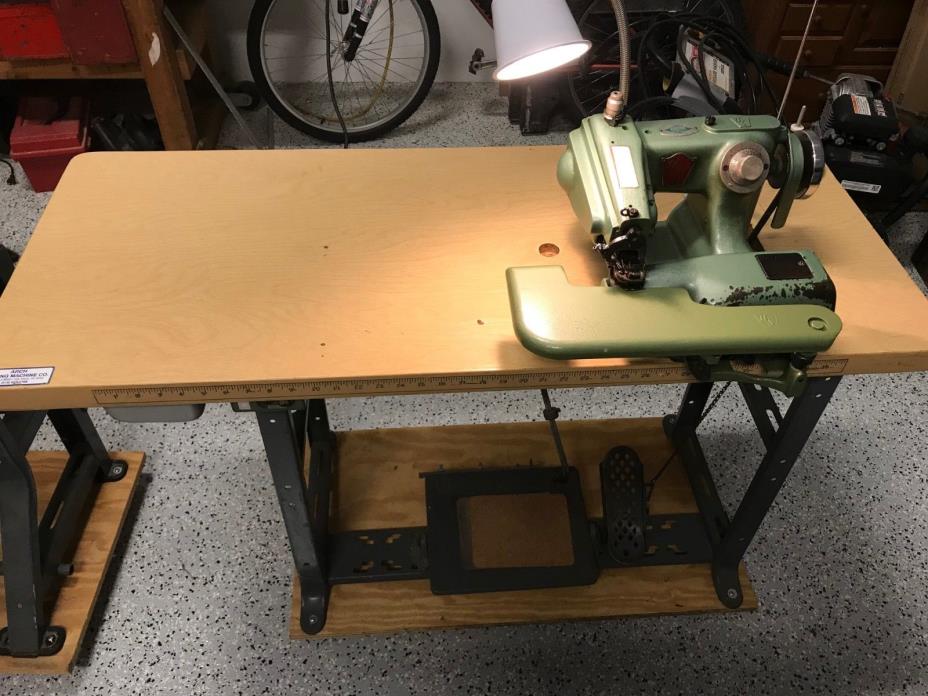 US 99-PB-1 Blind Stitch Industrial Sewing Machine Excellent!