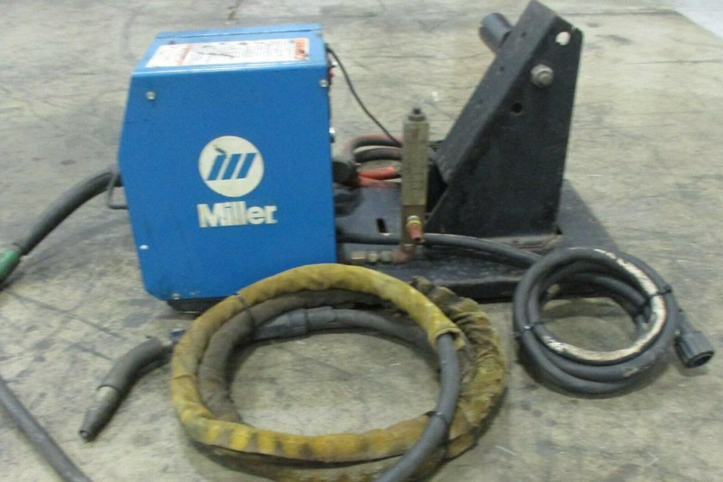 Miller Series 60 S-64M 4-Roll Wire Feeder - AM18205