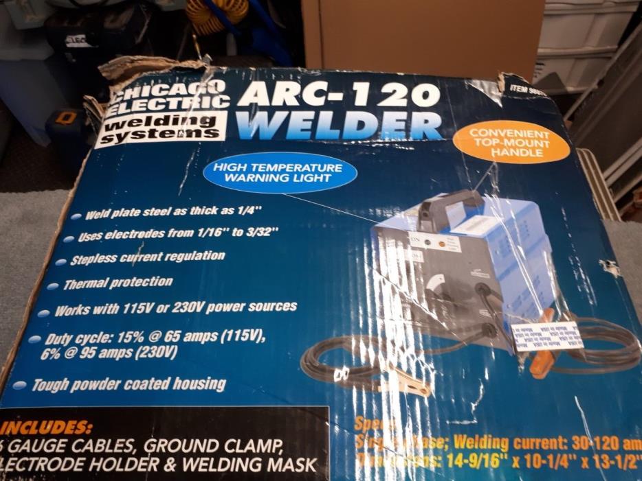 Electric welder Chicago Arc welding systems 120 volts cut 1/4 steel. New never u