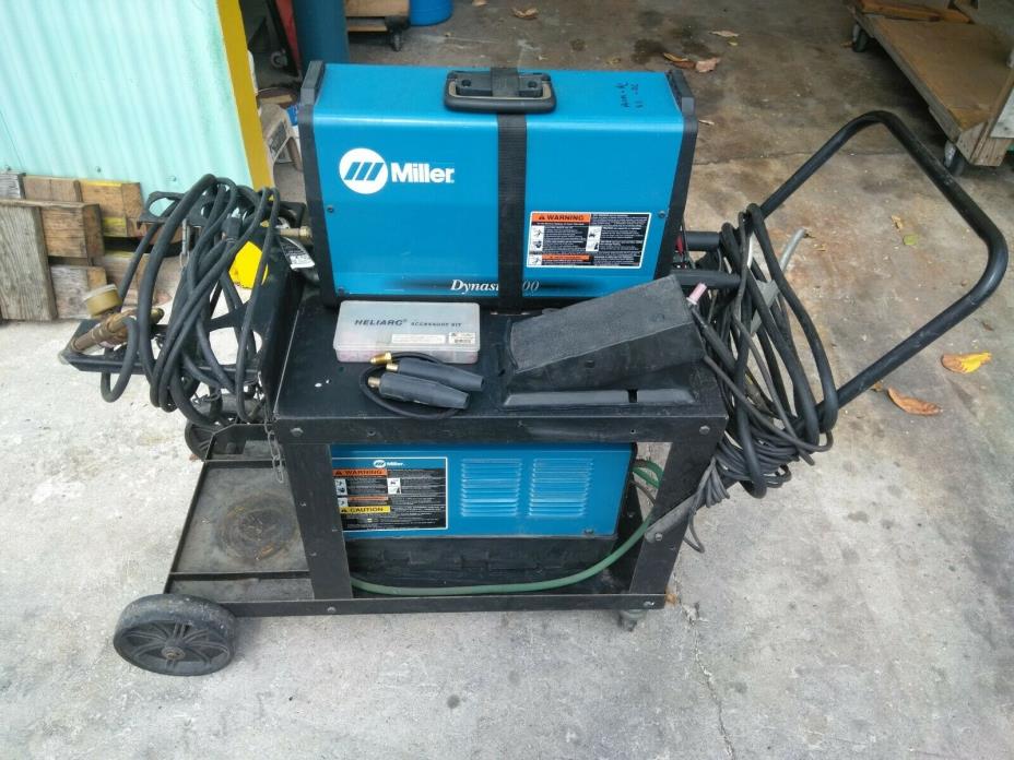 Miller dynasty 200 DX welder with Coolmate 3 - Used