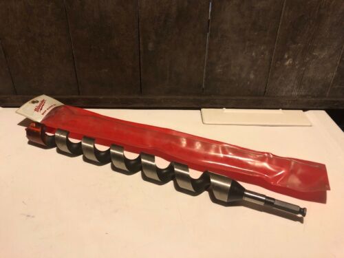 Milwaukee Long Ship Auger Drill Bit Hex Shank High Speed Steel 1-1/2 in. x 18 in