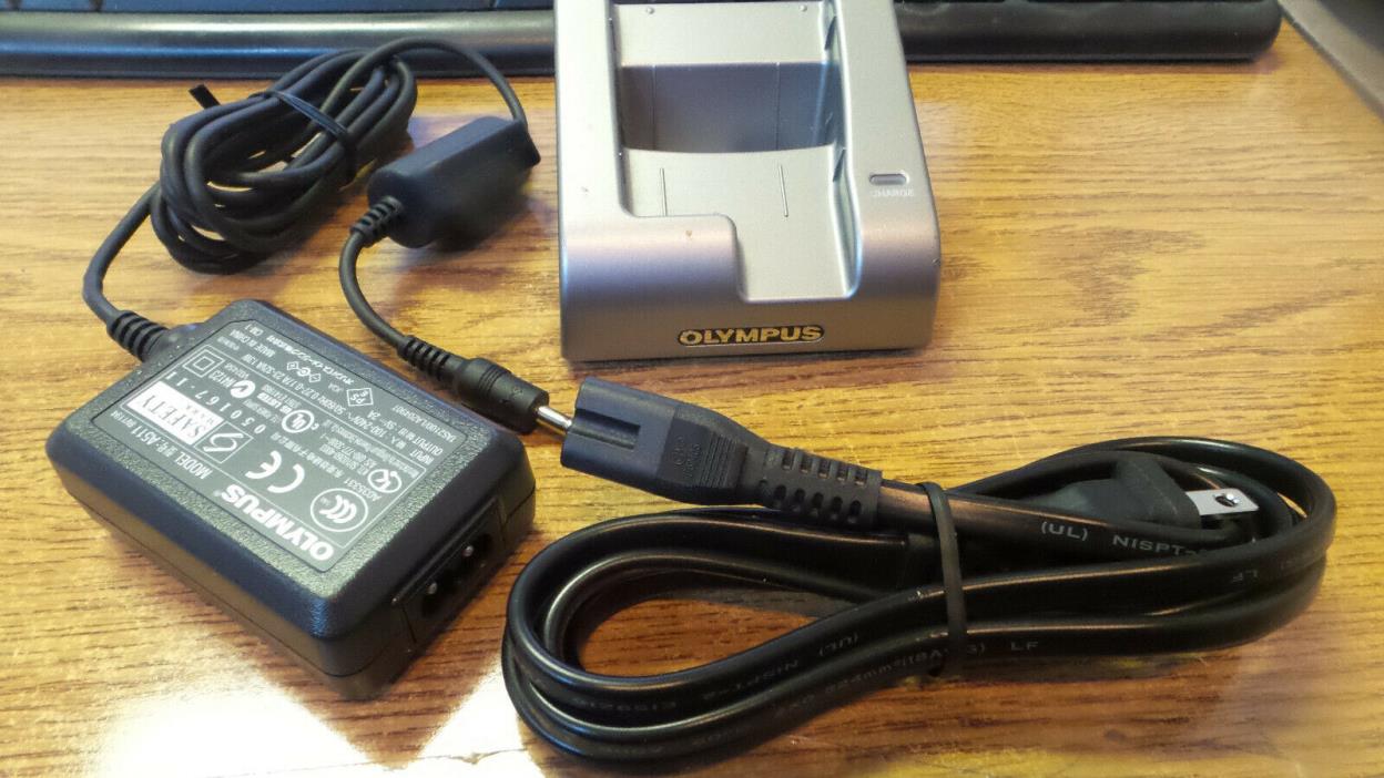 OLYMPUS CR3 USB Charger Cradle Docking Station with OLYMPUS AC Adaptor A511