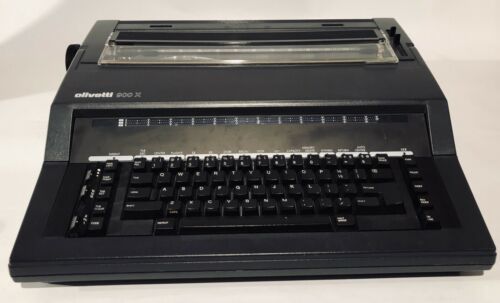 Olivetti 900 X Electronic Typewriter With Brand New Cartridge Tested And Working