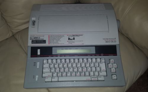 Smith Corona Word Processing Typewriter 600 DLD