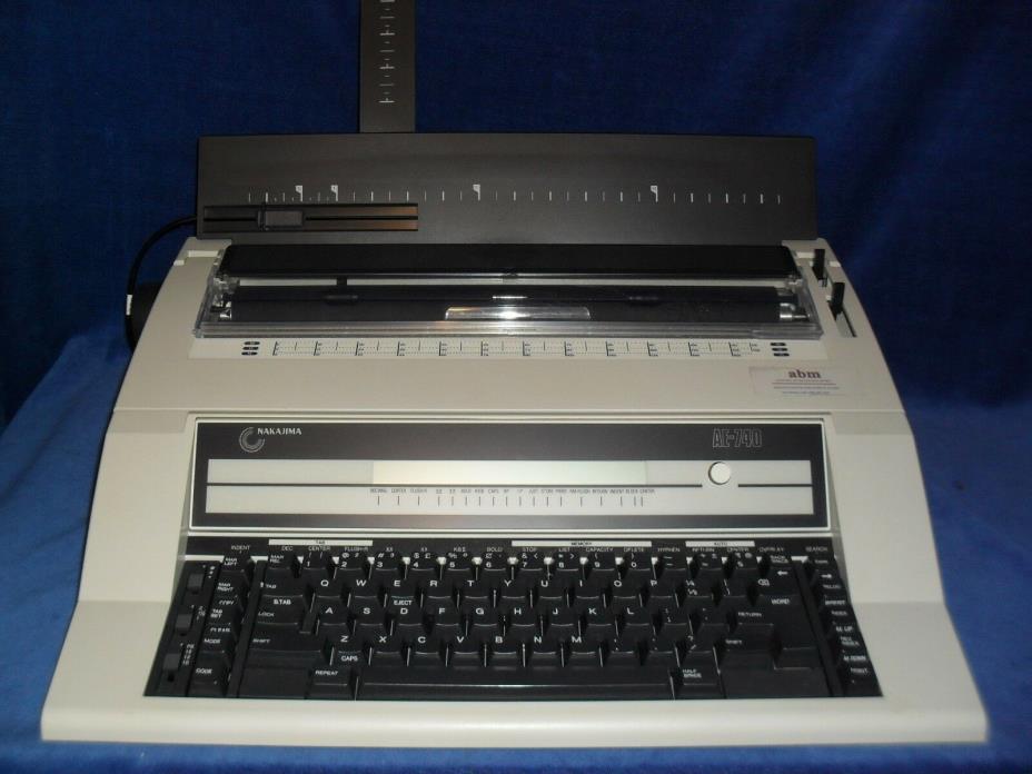 NAKAJIMA AE-740 TYPEWRITER BUSINESS LEASE WELL MAINTAINED WORKS GREAT