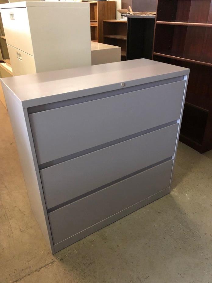 3 DRAWER LATERAL SIZE FILE CABINET by STEELCASE OFFICE FURN w/LOCK&KEY 42