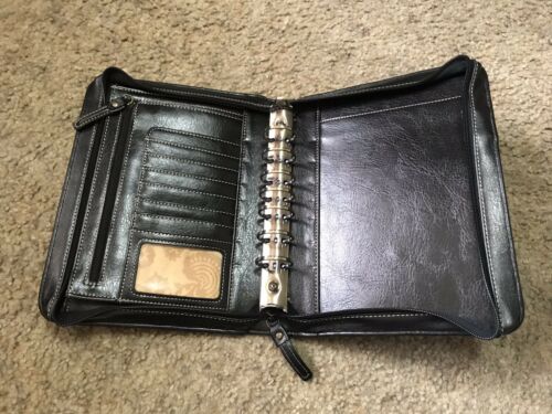 Franklin Covey Black Simulated Leather Zip Around Classic Planner Binder Agenda