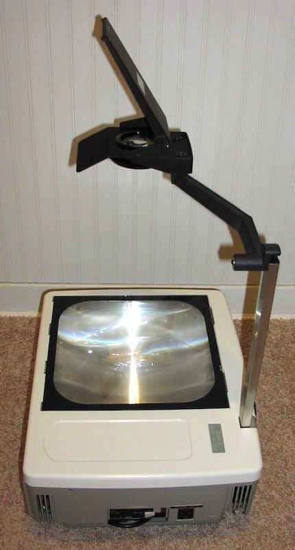 EIKI OHP-4100 Portable Overhead Transparency Projector