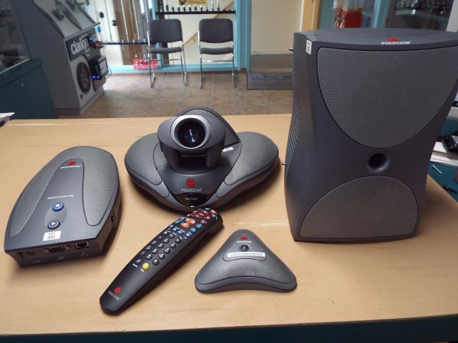 Polycom camera VXS7000 + Speakers mike FPGA + SUB + Visual concert VSX + remote