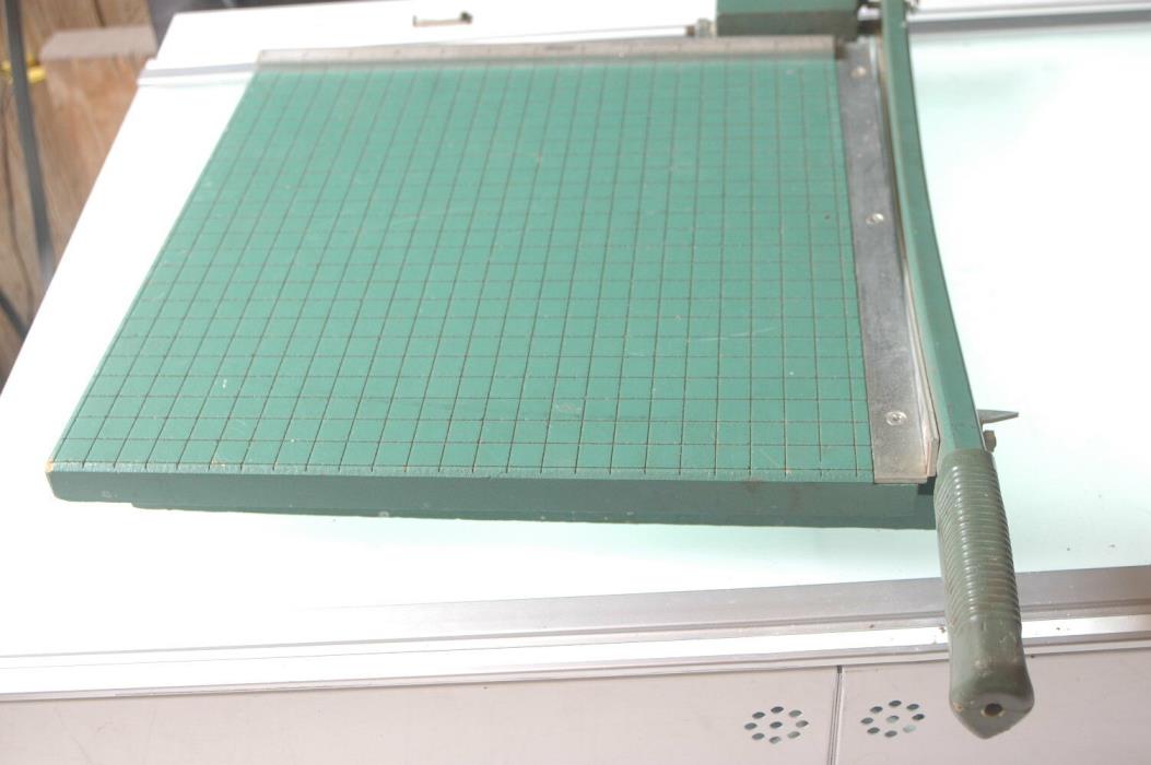 PREMIER  PAPER CUTTER 12