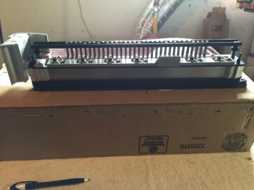 Magna Punch 3:1 Square Cut Wire-o Punch